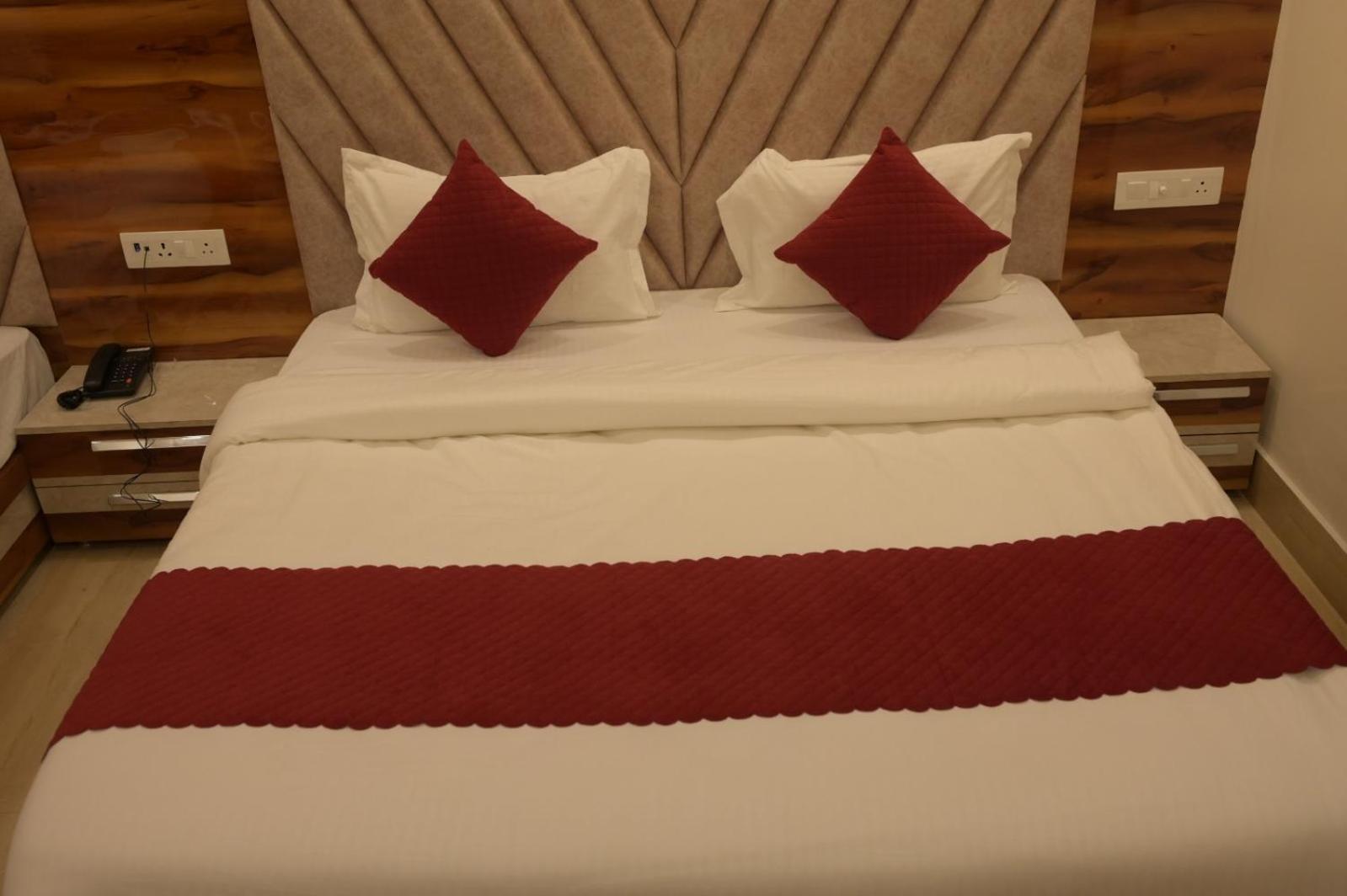 Hotel Udit Inn Rudraprayag Екстер'єр фото