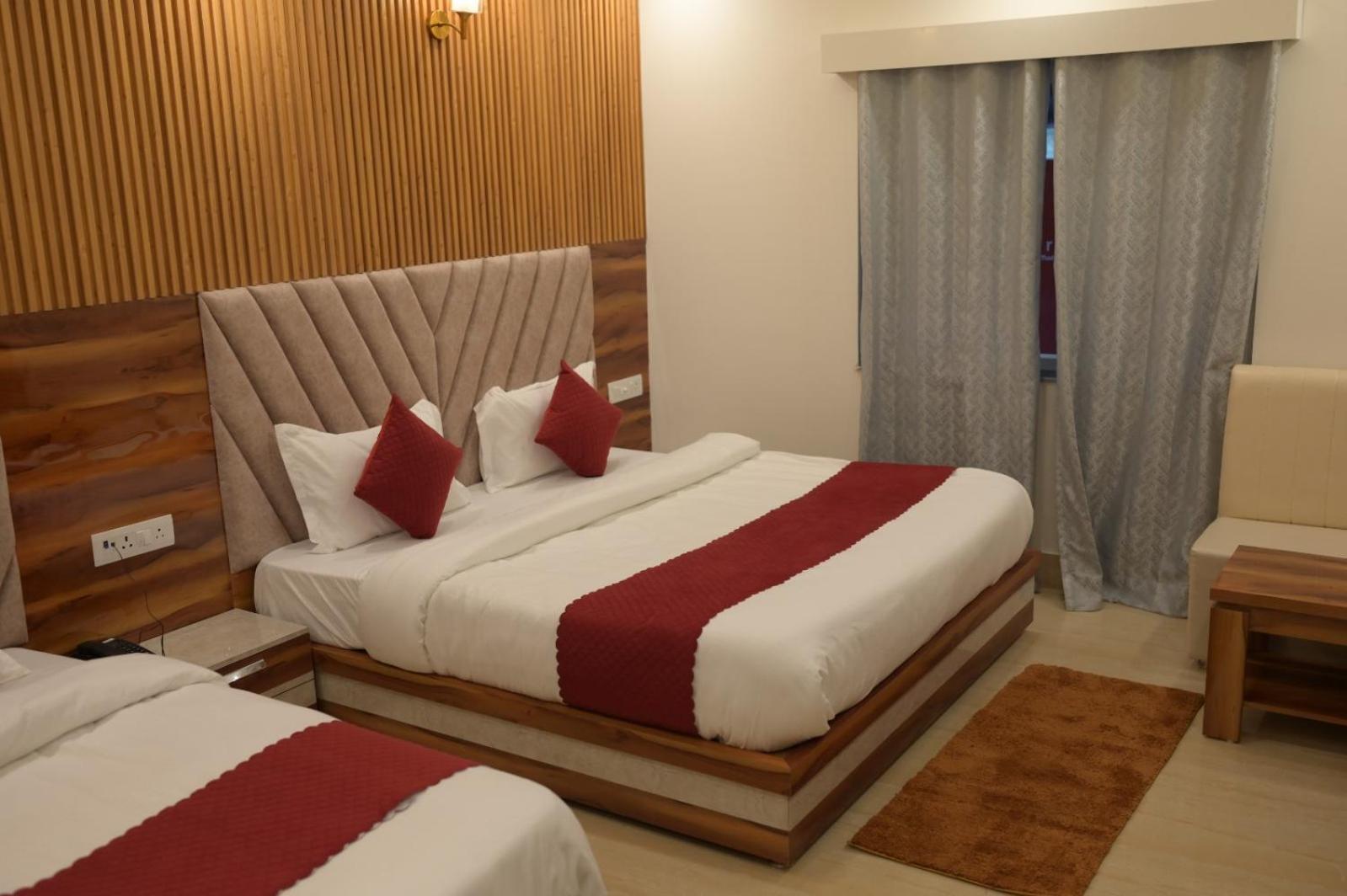 Hotel Udit Inn Rudraprayag Екстер'єр фото